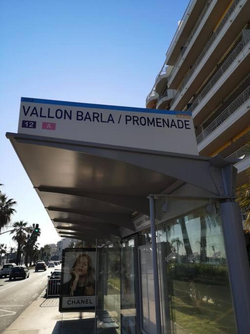 Beach Front, Superbe Appartement Pour 4 Personnes Nice Exteriör bild