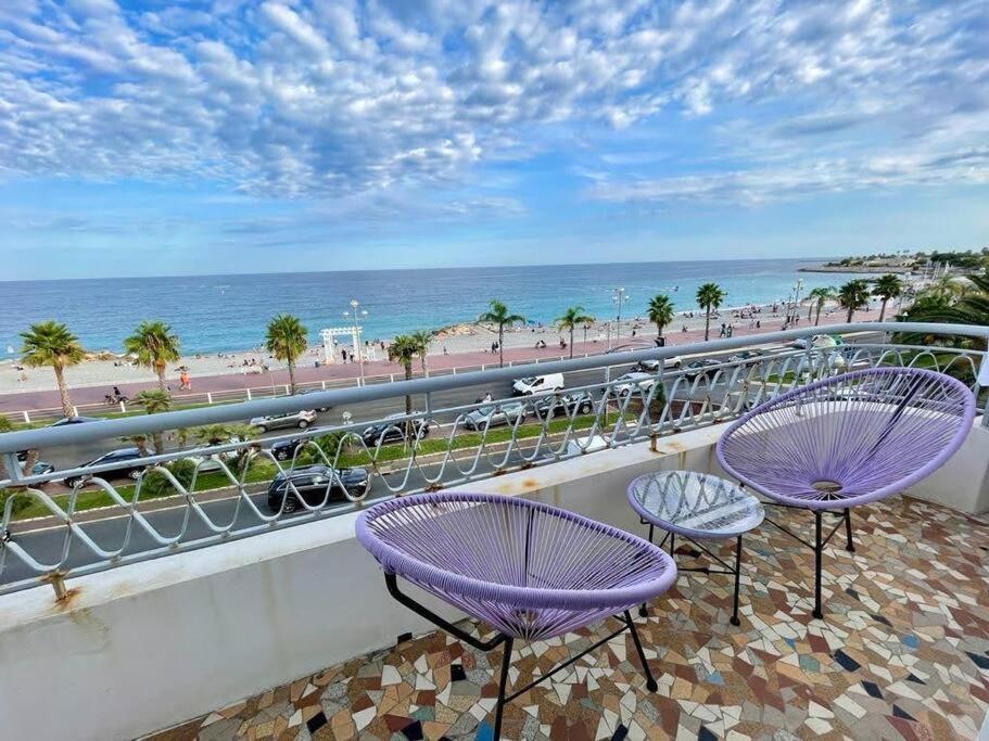 Beach Front, Superbe Appartement Pour 4 Personnes Nice Exteriör bild